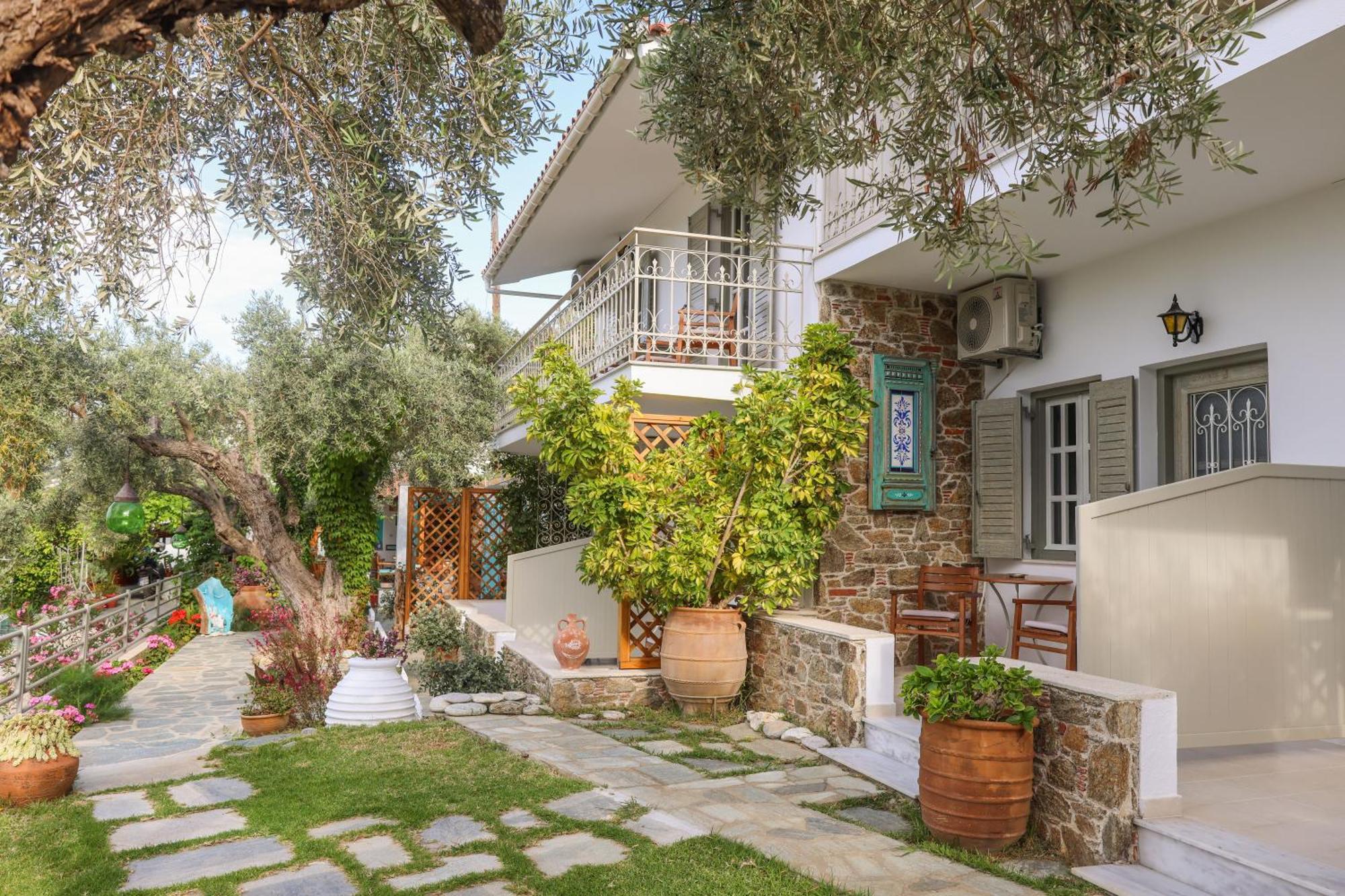 Studios Villa Eleni Platanias  外观 照片