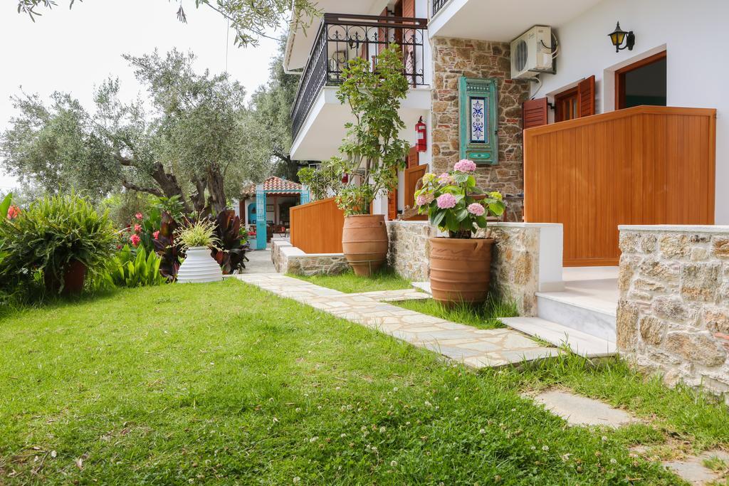 Studios Villa Eleni Platanias  外观 照片