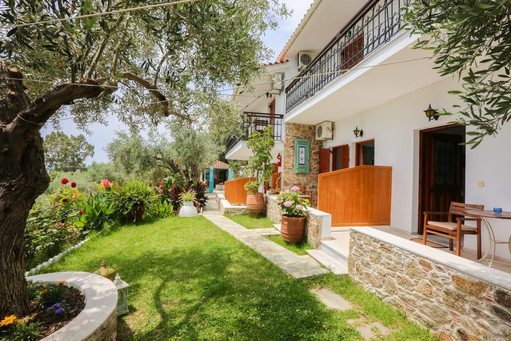 Studios Villa Eleni Platanias  外观 照片